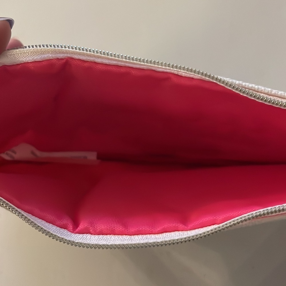 Adventure pencil bag - Picture 2 of 2